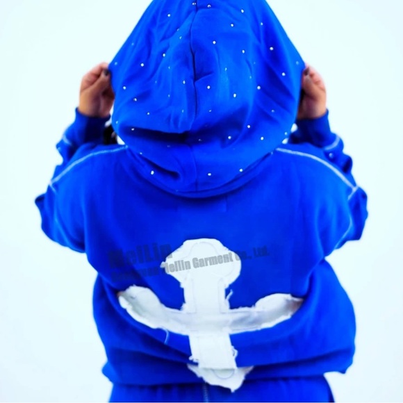 Woman sweatsuit - Picture 2 of 4